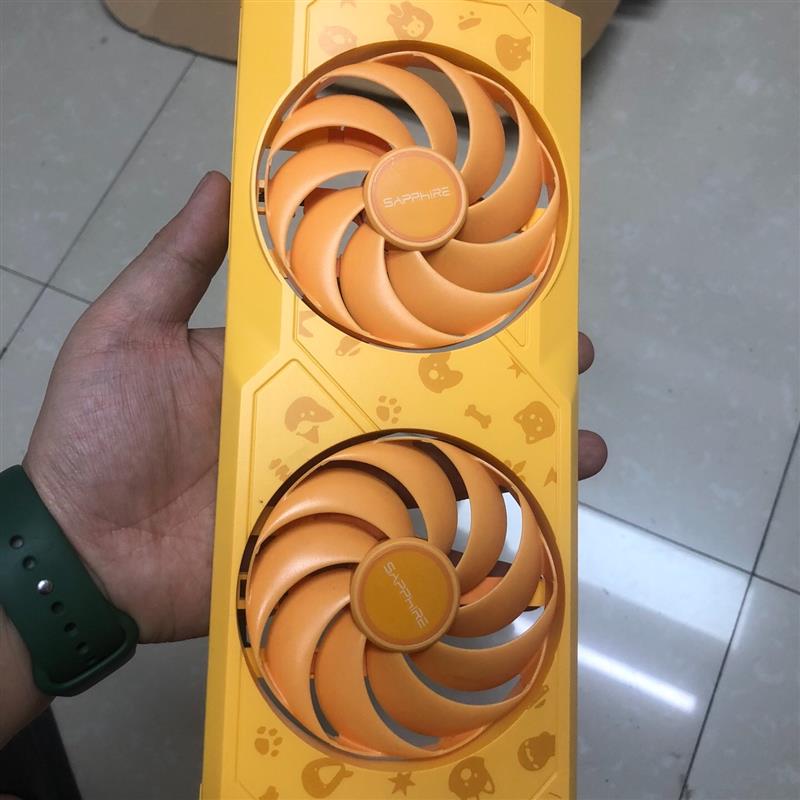 《议价》蓝宝石RX7600猛兽派对版OC散热器