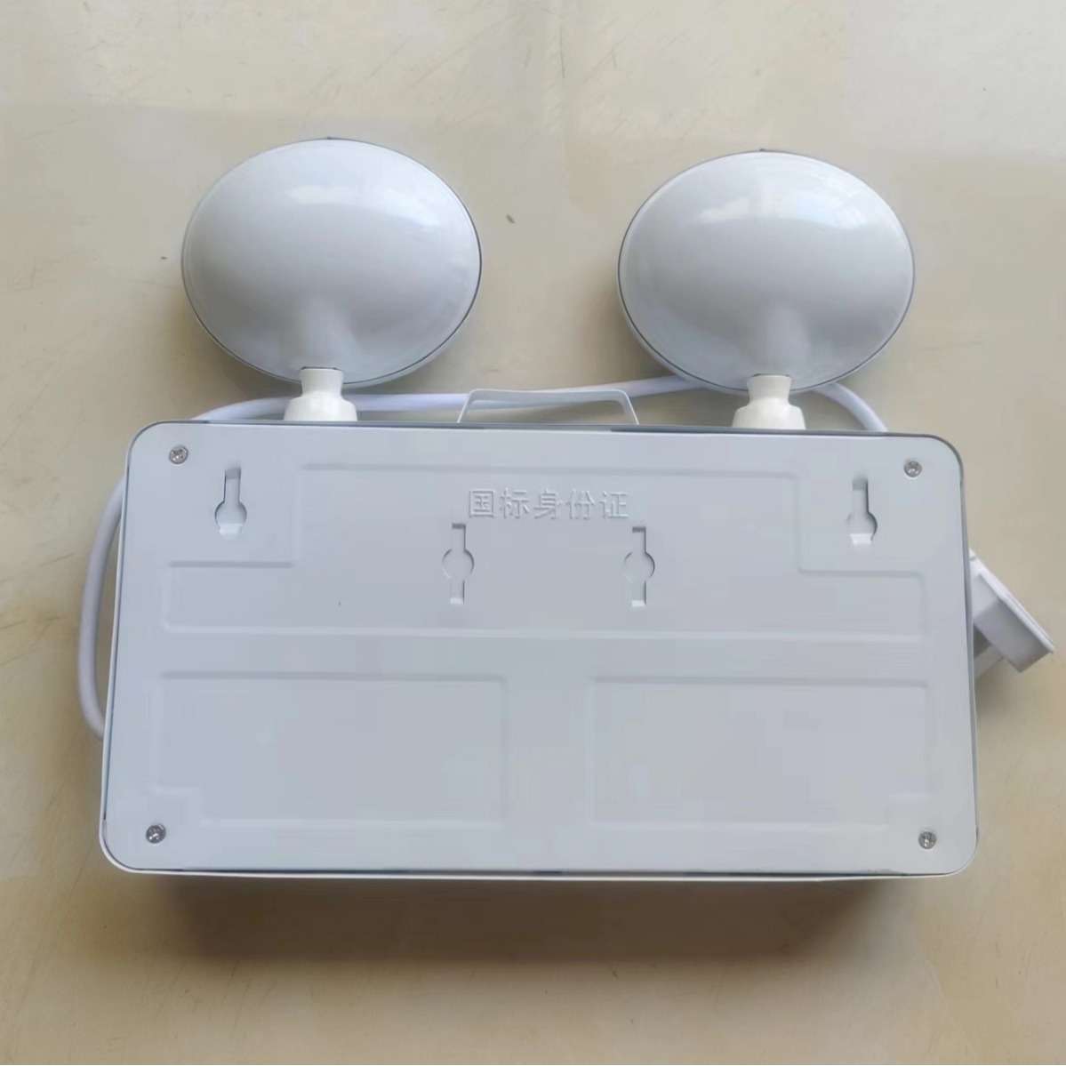 劳士3C认证LED16珠高亮双头应急灯应急9小时L4015