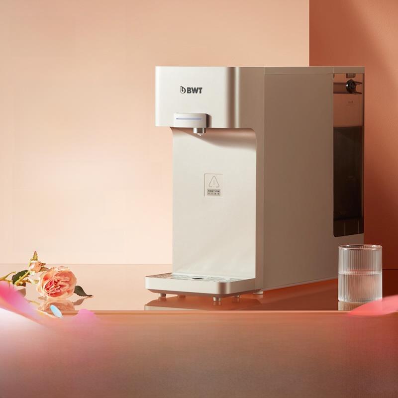 倍世BWT名仕净水器直饮加热一体机即热饮水机台式机