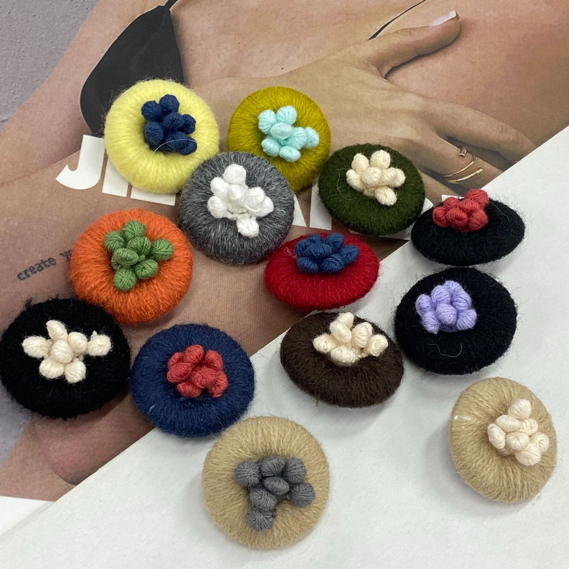 26MM日系手工羊毛线包扣双色撞色毛衣大衣外套钮扣子钩花装饰纽扣