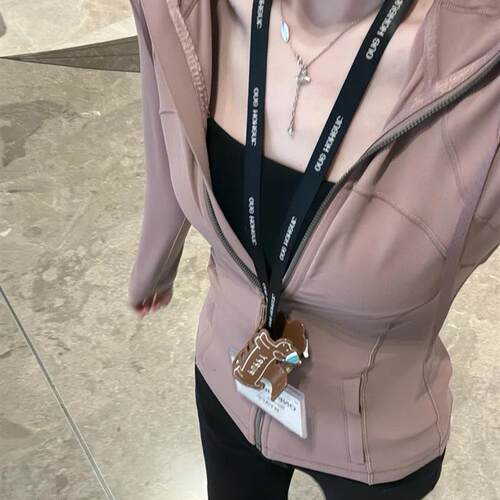 2026年春季新款瑜伽服女健身修身长袖立领防晒衣巨好看的显瘦外套