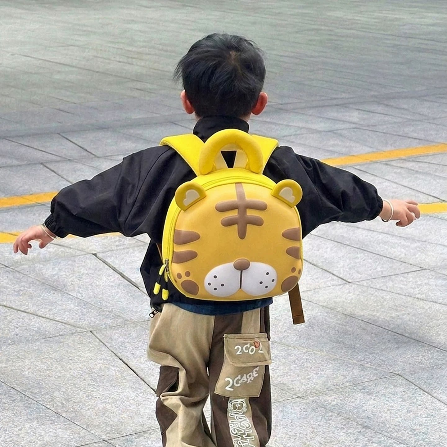 入园好物!老虎双肩包儿童卡通大容量书包休闲旅行外出游玩小背包