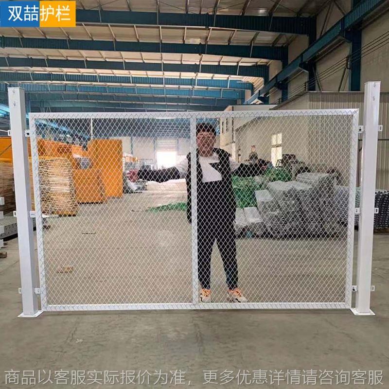 护栏网供应厂家 市政园林隔离安全护栏 菱形钢铁丝边框圈地护栏网