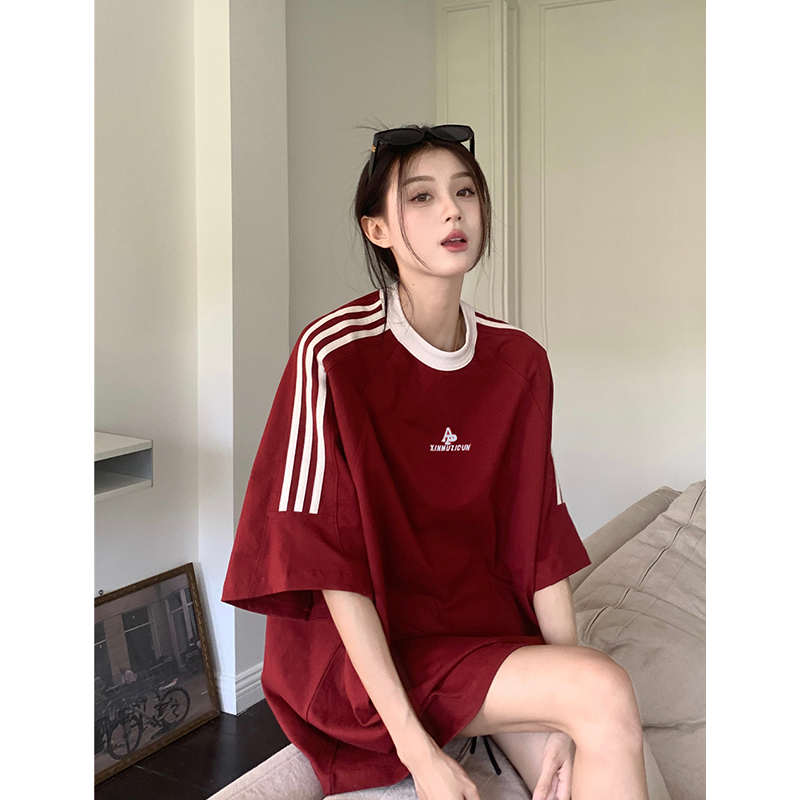 速发千禧风红色运动休闲T长夏宽新款季松中恤款撞色字母BF上衣