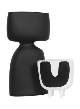 现代简约黑白几何装饰摆件北欧样板房树脂抽象人物雕塑异形插花器