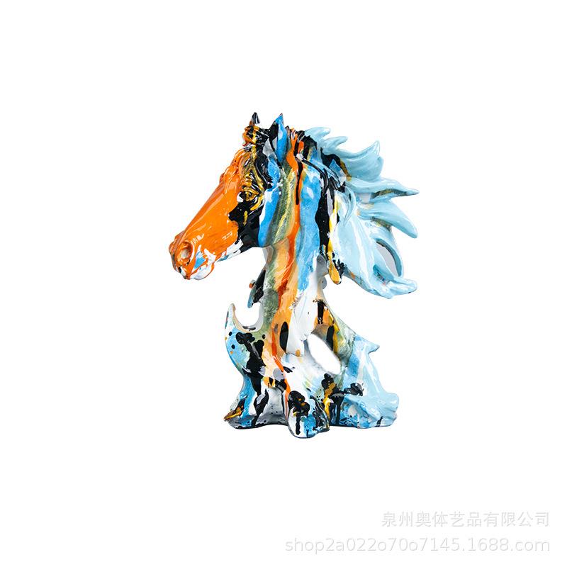 欧式创意艺术泼彩水转印马头摆件乔迁礼品轻奢树脂动物家居装饰品