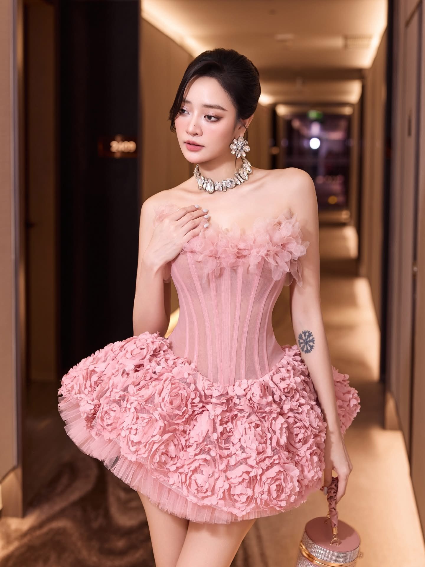 越南正品代购Moulinrose抹胸鱼骨透视绑带提花露肩蓬蓬裙公主风