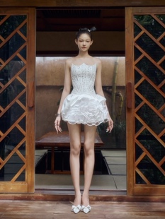 越南正品代购Moulinrose抹胸鱼骨蕾丝上衣+花朵蓬蓬裙套装礼服