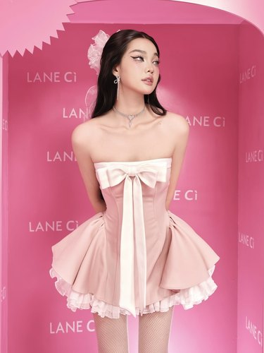越南正品代购LANECI抹胸鱼骨蝴蝶结拼接蓬蓬裙甜美性感辣妹