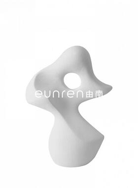 北欧抽象不规则黑白树脂摆件简约展厅样板房装饰品售楼处前台摆设