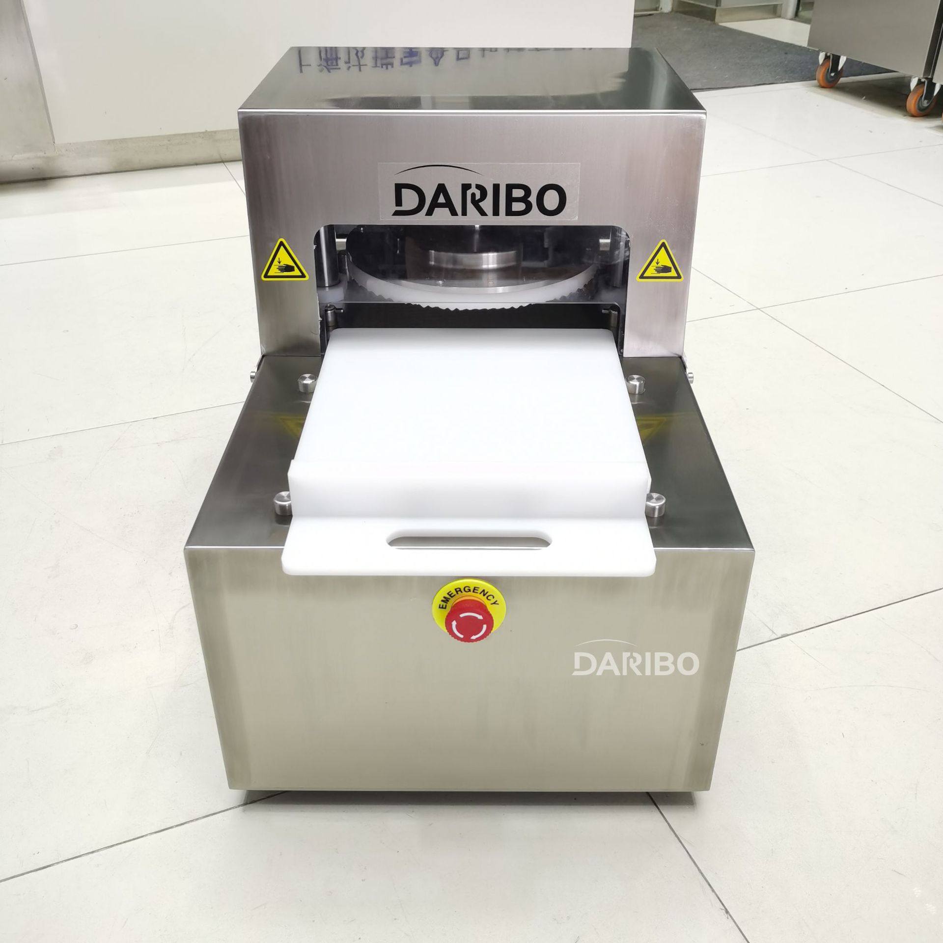 L自动肉排压片机 牛肉排猪肉排自动下压压成片 方便智能安全设备,清洗/食品/商业设备,其他清洗机,淘宝优惠券,粉丝福利购,淘宝优惠卷