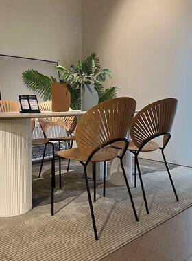 网风2024家用法式JYR餐桌椭圆形餐桌岩板红新款代简约现奶油餐桌