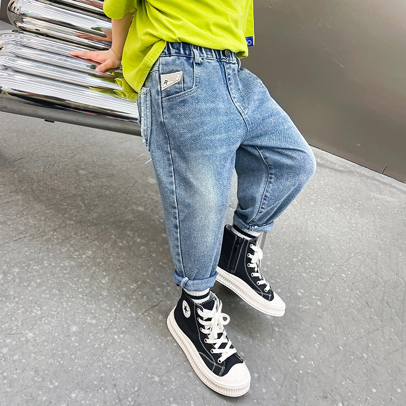 柔软舒适男童牛仔裤洋气儿童裤子