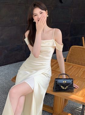 秀熙熙2025夏款名媛风气质一字肩吊带连衣裙高级感缎面女裙88256