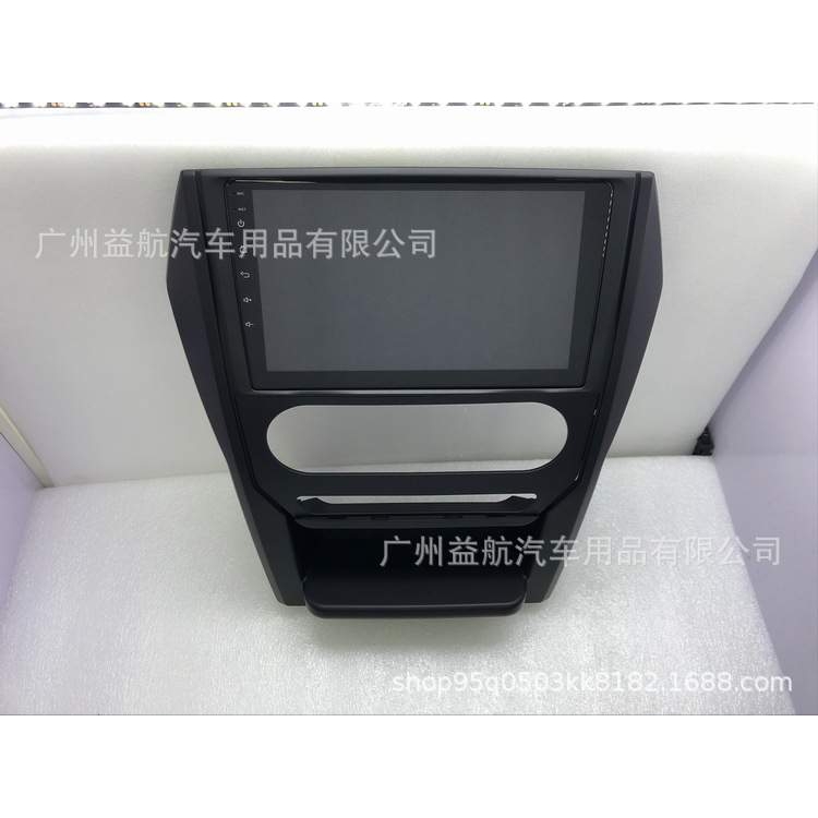 适用于印度马恒达导航仪老款智能中控安卓大屏一体机工厂直销