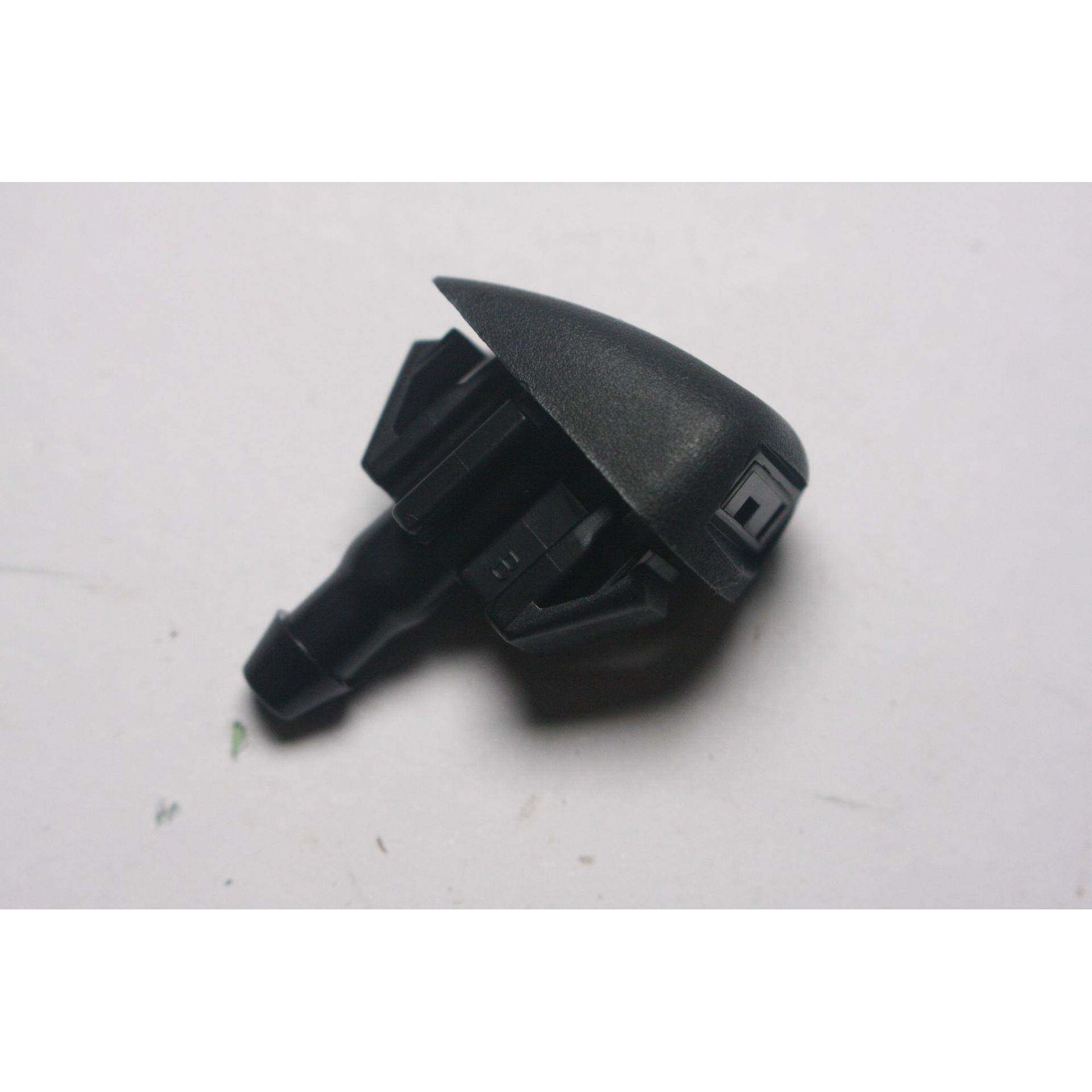 BBM4-67-510适用于马自达M3XC喷水嘴(雨刷)L=R