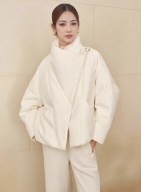 arioseo品艾诺丝官方旗舰店2025冬新款立领羽绒服外套女AR004008