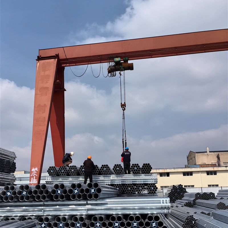 热镀锌方管40x60钢材方钢型材4x4钢管铁管30x30矩形管镀锌管6米