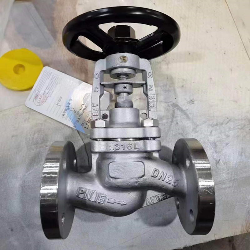 304不锈钢法兰波纹管截止阀WJ41H-16P高温蒸汽导热油截止阀DN250