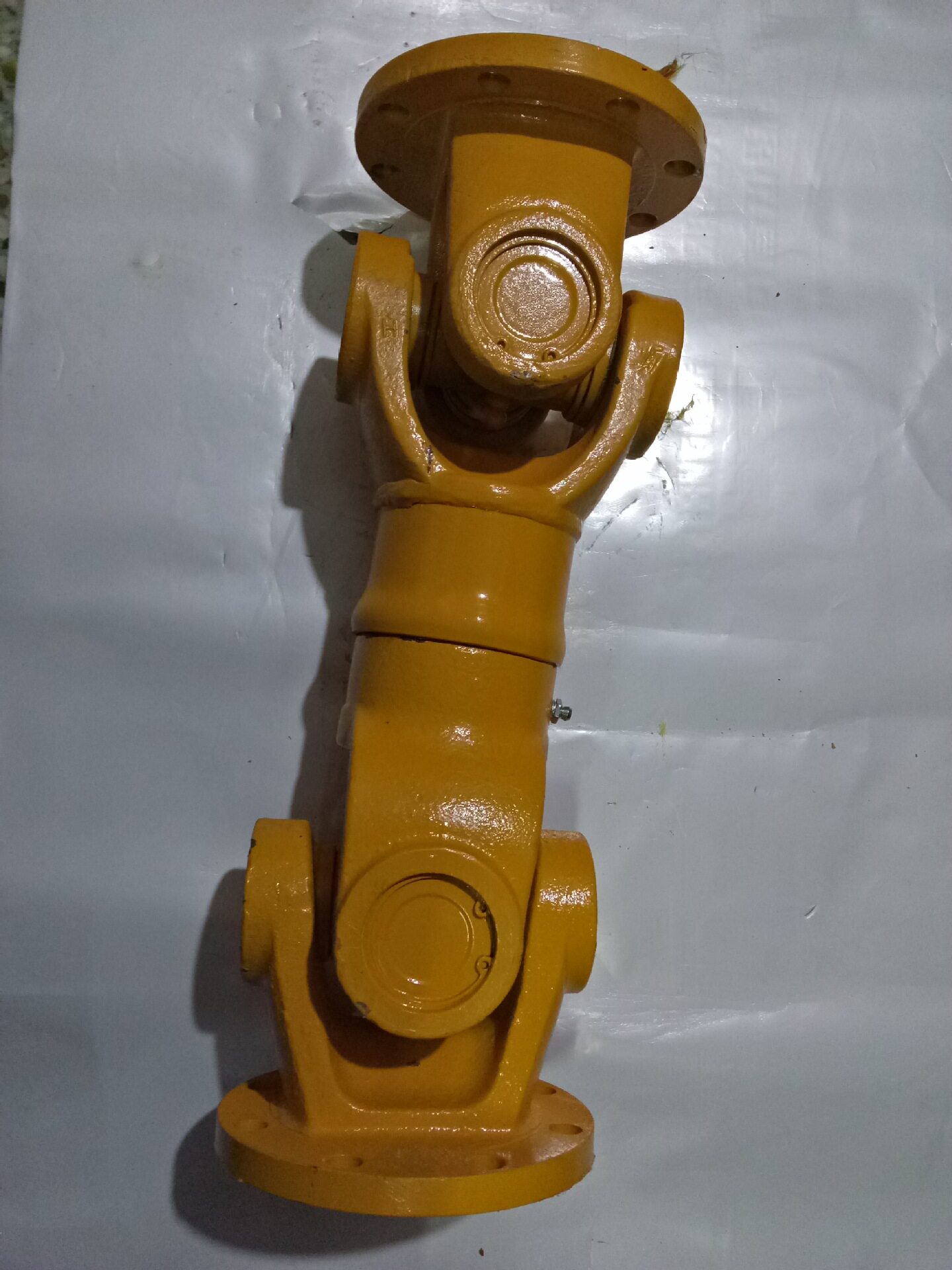 龙工30 50 60装载机铲车后传动轴 8孔 盘径150MM 总长42CM 配套