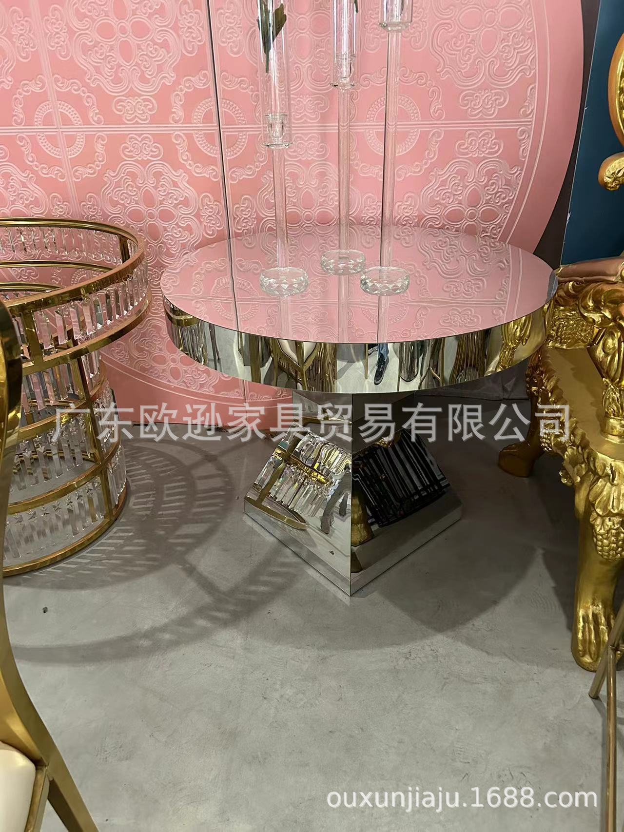 PVC亚克力镜面圆管厂家直销