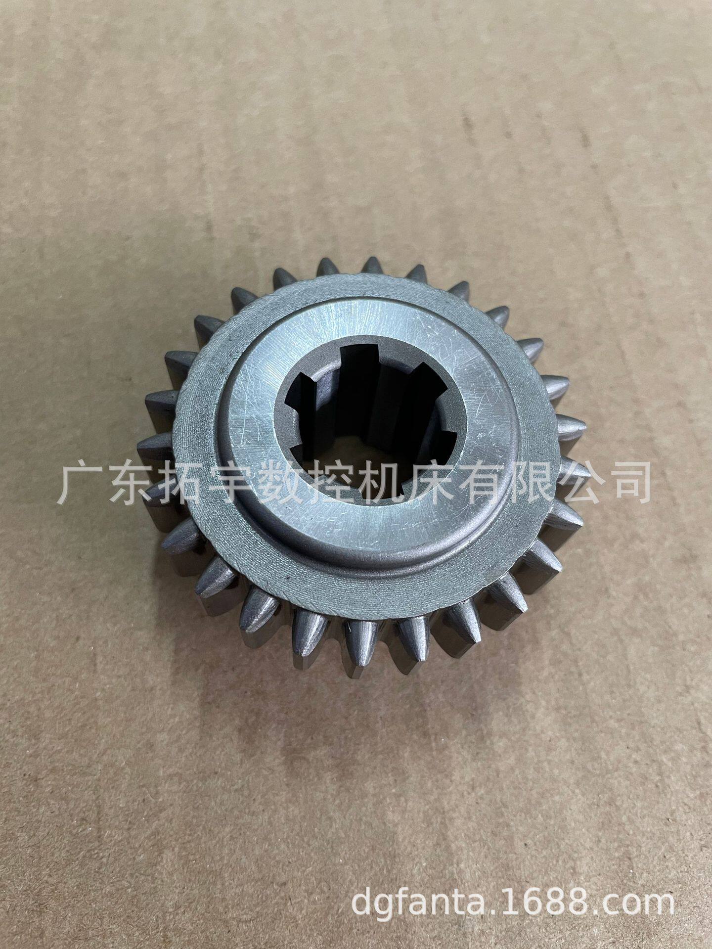 立式摇臂铣床机头零配件A62新机原装台湾进口挂挡小齿轮