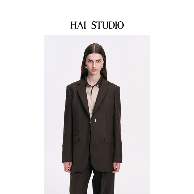 秋冬新品女士棕色宽肩西装