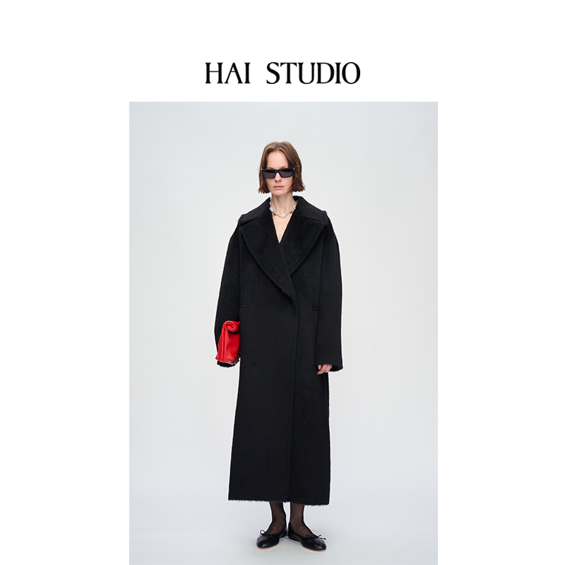 HAI STUDIO2025秋冬新品 女士宽肩苏力长款大衣 羊驼毛羊毛长外套