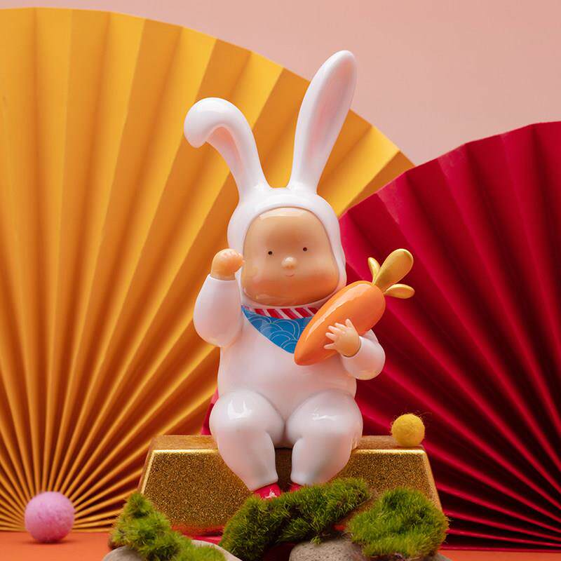 稀奇艺术《招财兔》雕塑摆件创意礼品办公室桌面小摆件守财好物