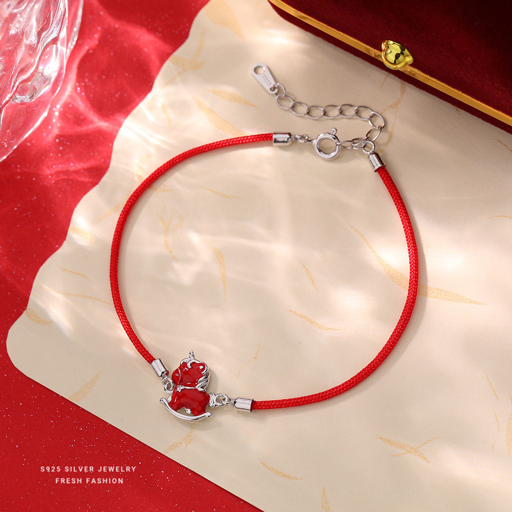 钱万千 S925银纯银生肖马转运红绳手链女本命年手饰新年礼物,饰品/流行首饰/时尚饰品新,银饰手链,淘宝优惠券,粉丝福利购,淘宝优惠卷