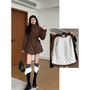 张阿星【气质c位】英伦老钱贵气假两件拼接高领复古麂皮绒羽绒服