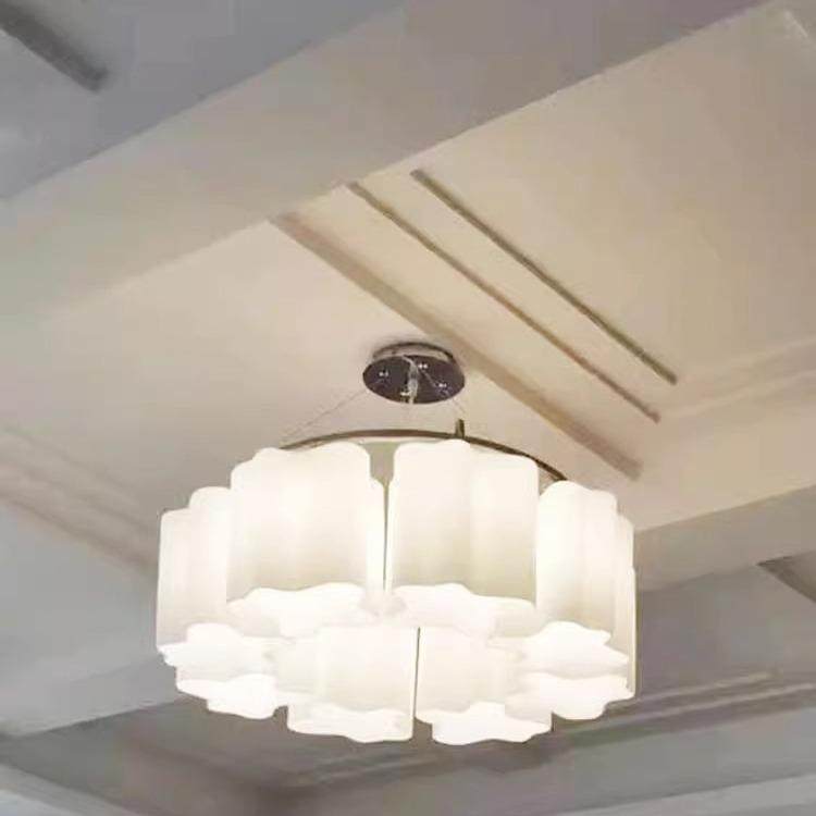 现代简约云朵玻璃吊灯3头6头8头时尚餐厅卧室客厅过道走廊梅花灯