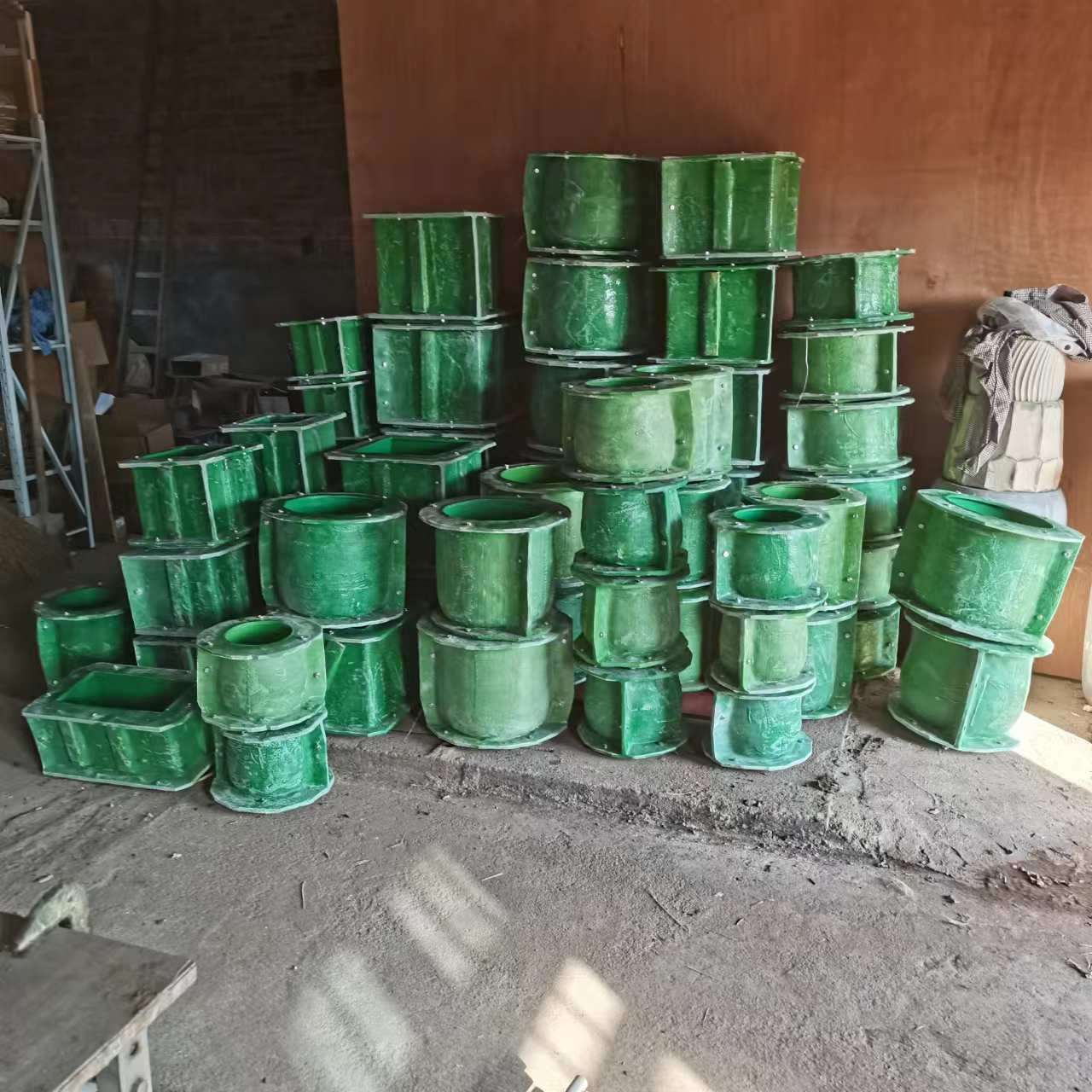 供应树脂玻璃钢花盆模具及各种形状及尺寸