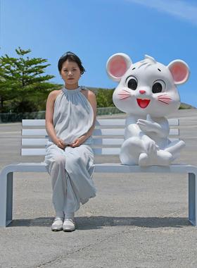 户外卡通十二生肖公园椅动物玻璃钢雕塑幼儿园动物打卡装饰大摆件