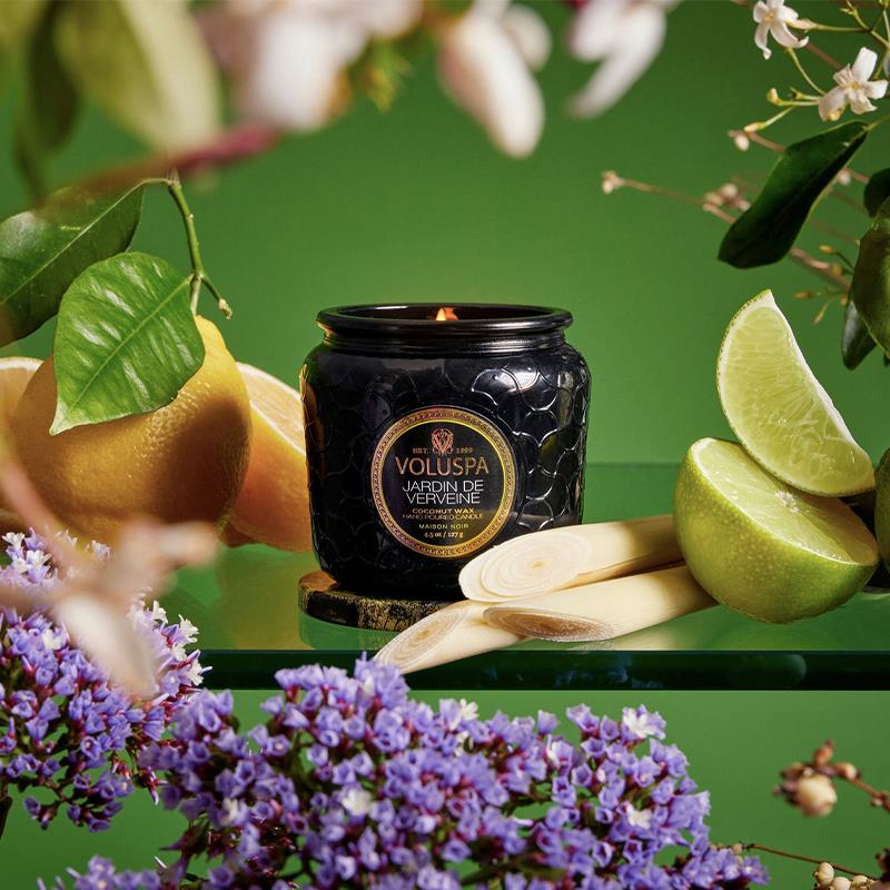 voluspa小浮雕香薰蜡烛安氛神新结婚生日礼物盒助卧室内眠情人节