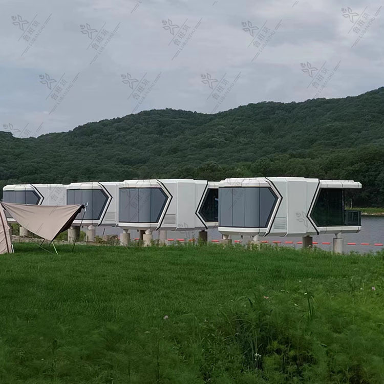 户外移动方舱民宿景区度假房室外星空观景房轻钢别墅建筑活动酒店