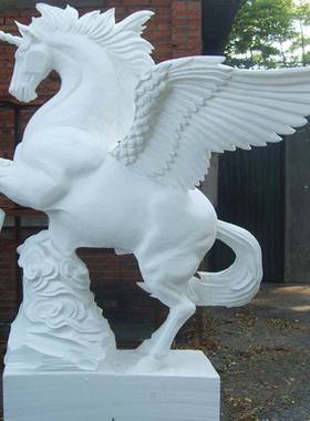 玻璃钢泡沫仿真飞马雕塑大型马场公园广场草地装饰品景区景观摆件
