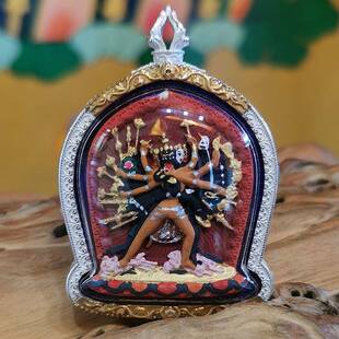 西藏矿物质彩绘擦擦佛像嘎乌盒吊坠本命佛说时轮金刚随身唐卡小佛