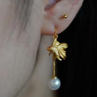 中国风珍珠金色鱼耳环新中式复古小众龙年年有余本命年百搭精致女