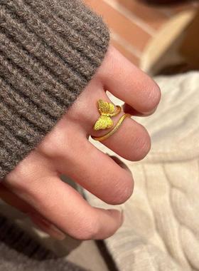 2025新款黄金色蝴蝶与灵蛇戒指精美轻奢高级感精致百搭磨砂食指戒