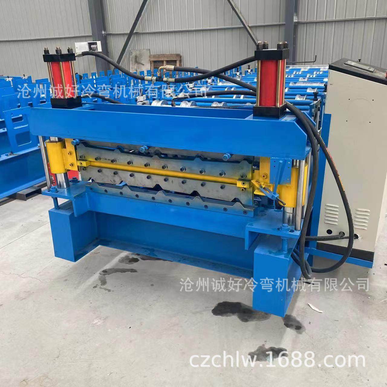 不锈钢屋顶板设备 彩钢外墙板机 84/90常规设备金属板成型设备,五金/工具,其他机械五金,淘宝优惠券,粉丝福利购,淘宝优惠卷