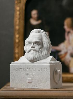 北欧人物雕塑摆件马克思石膏像艺术头像酒柜家居客厅桌面装饰品