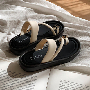 细细条韩版高级感拼色夹脚凉拖鞋夏季新款蝴蝶防滑一字带人字拖女