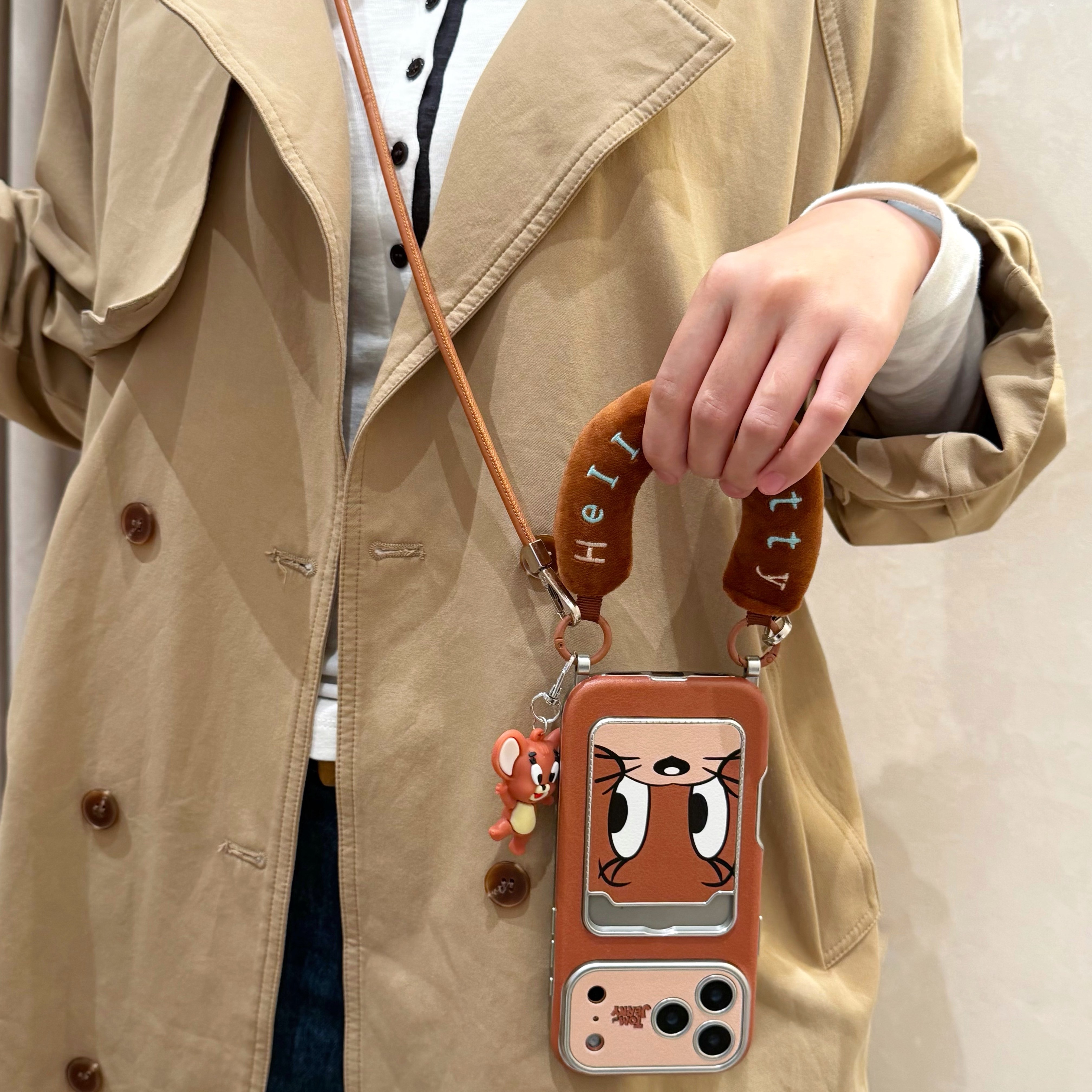 棕色可爱猫和老鼠卡包适用苹果17斜挎挂绳手机壳iphone16promax新款15pro带挂绳14防摔保护套13网红17全包款
