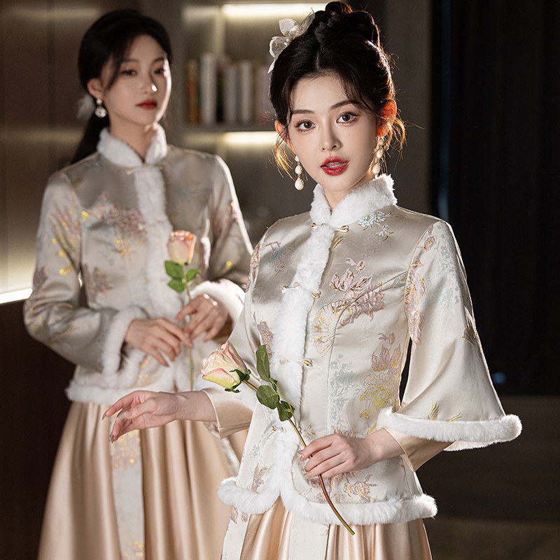 速发新中式伴娘服2024新款冬季长袖加厚保暖中国团姐妹服伴娘风礼