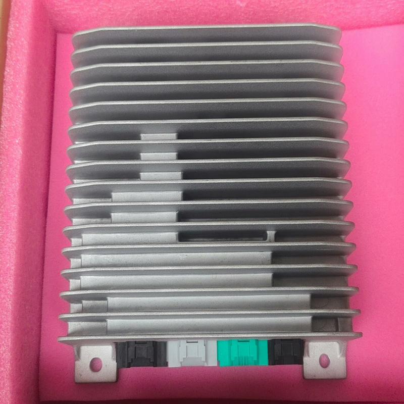 议价问界M5，M7数字功率放大器，原厂正品（成色新带包装），