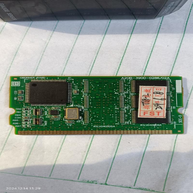 议价发那科内存卡A20B-3900-0286/02A，成色实