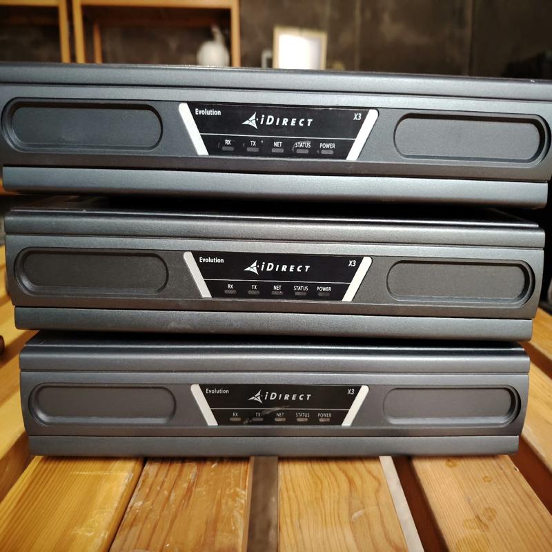 议价idirect x3  三台成色如图,900一台,可议价