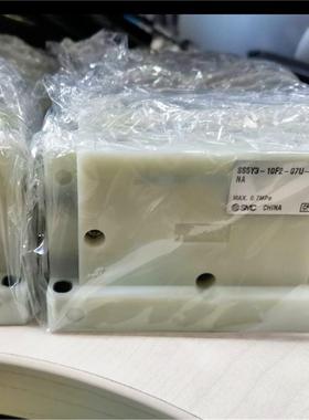 SMMGPL/MGPC三轴气缸MGPL2/MGM25-10ZP/15/20/25/300/040/50/75/1