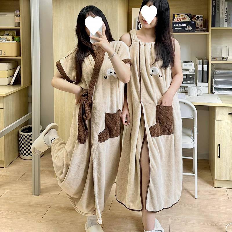 卡通珊瑚绒浴袍学生可穿裹女珊瑚绒睡袍可爱宿舍家用长款吸水浴裙